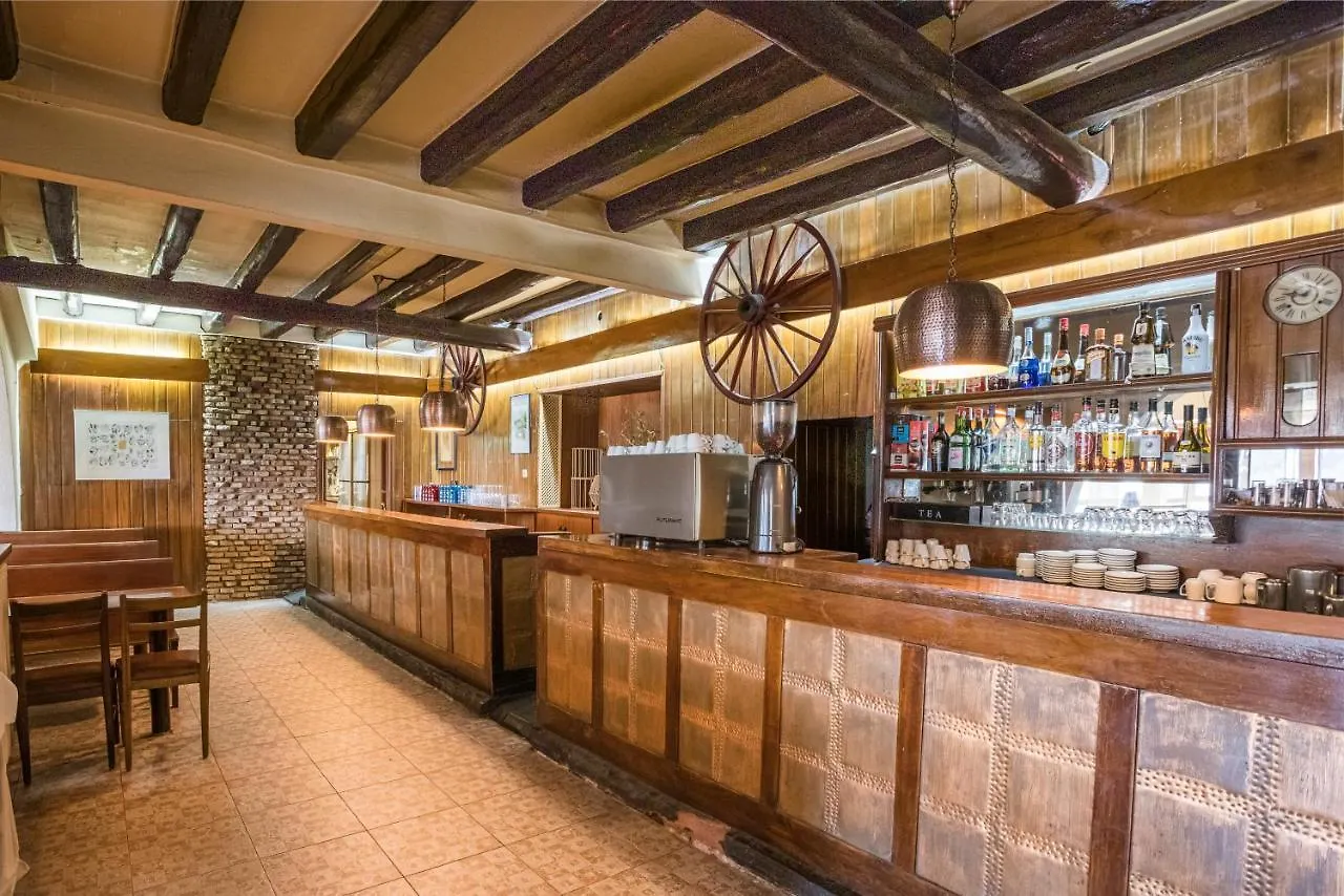 **  Can Fisa Hotel & Apartments Corbera de Llobregat Spagna